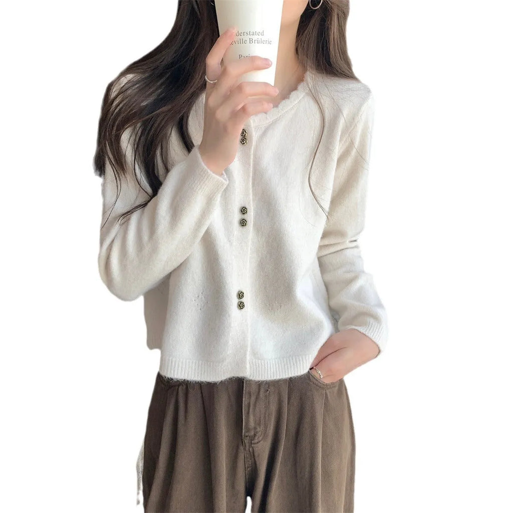 Women's long-sleeved acrylic cardigan coat in free size regular cut