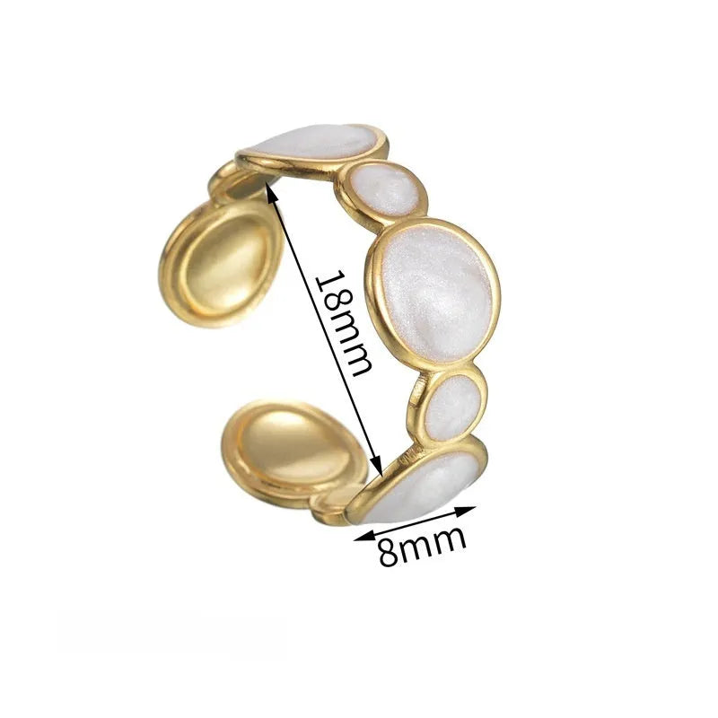 Geometric angular ring with adjustable opening in electroplated stainless steel