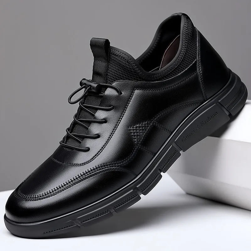 Men's black casual leather business shoes with a round toe and square low heel.