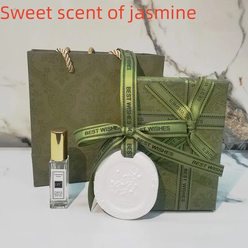 Car aromatherapy stone pendant with essential oil bottle and gift box packaging