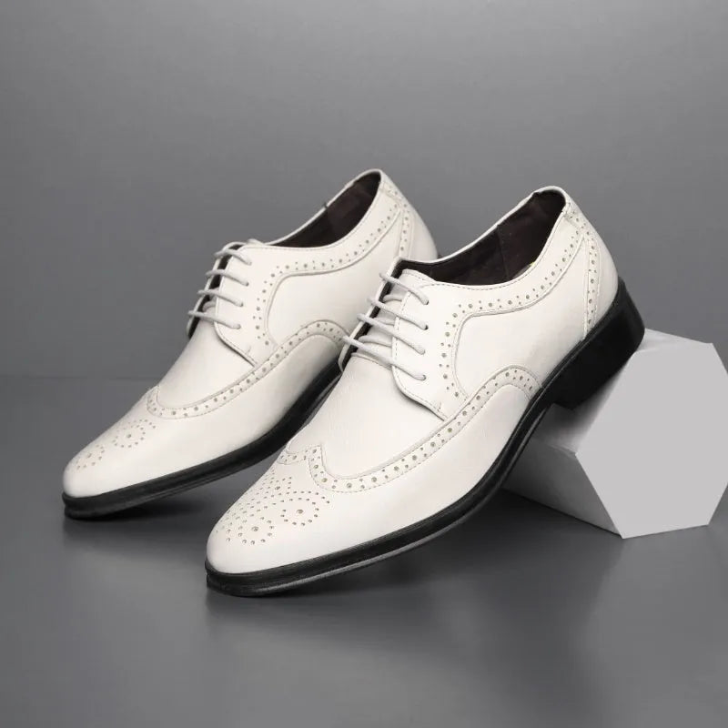 Block carved casual leather shoes for men, low top, first layer cowhide upper, rubber sole, available in multiple colours