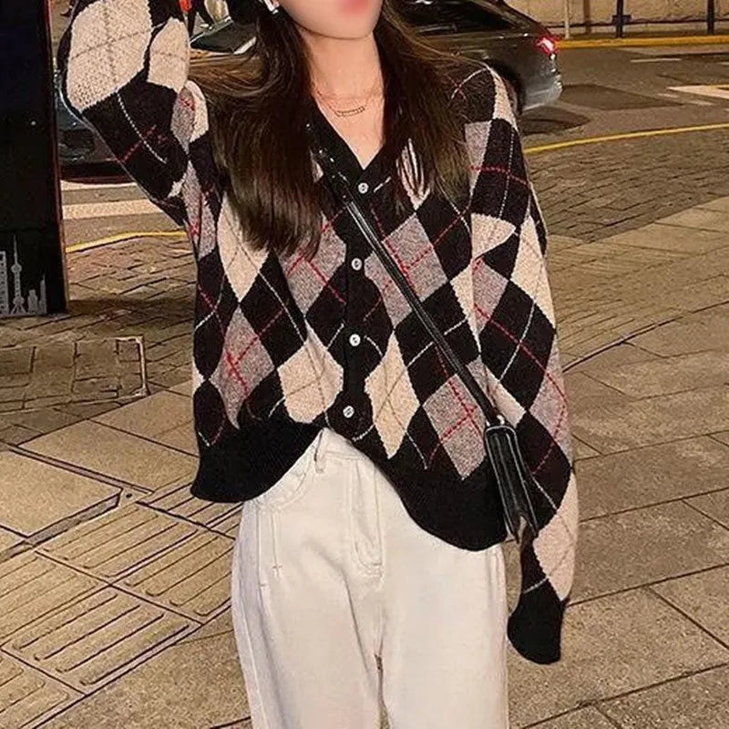 Women's knitted casual cardigan coat in pink green black light khaki dark khaki colours Japanese Korean style