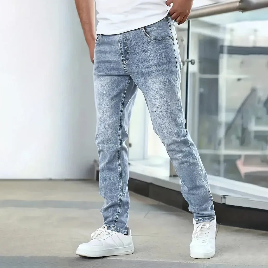 Men's straight-leg skinny jeans in black with high elasticity cotton fabric and zipper fly