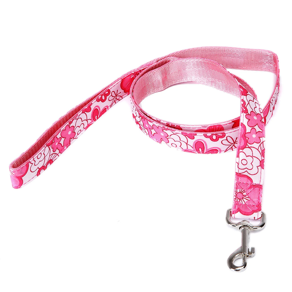 Black plaid stripe pet traction rope with hand loop, measuring 120cm long.