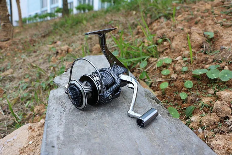 Full metal spinning reel with aluminium alloy wire cup and metal rocker arm