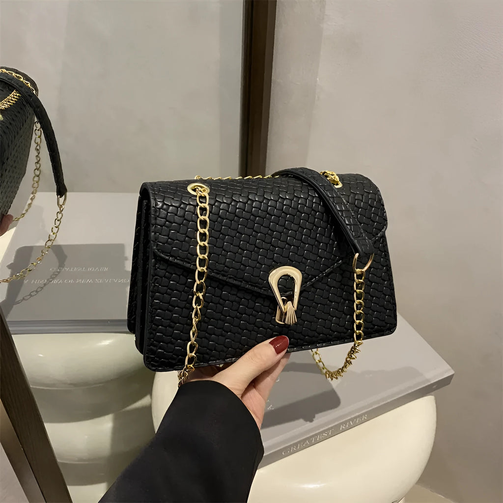 Women's classic woven lock small square bag in PU, horizontal square shape, 21x13.5x8.5cm, available in pink white black purple.