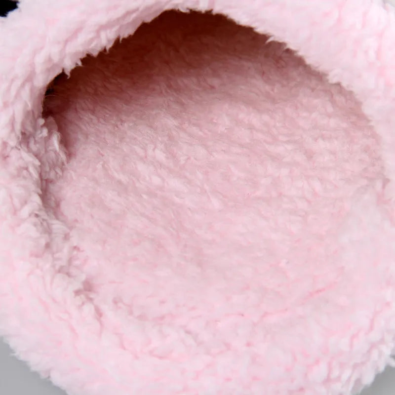 White guinea pig cold shelter pet nest with short plush material, bottom size 25x22cm