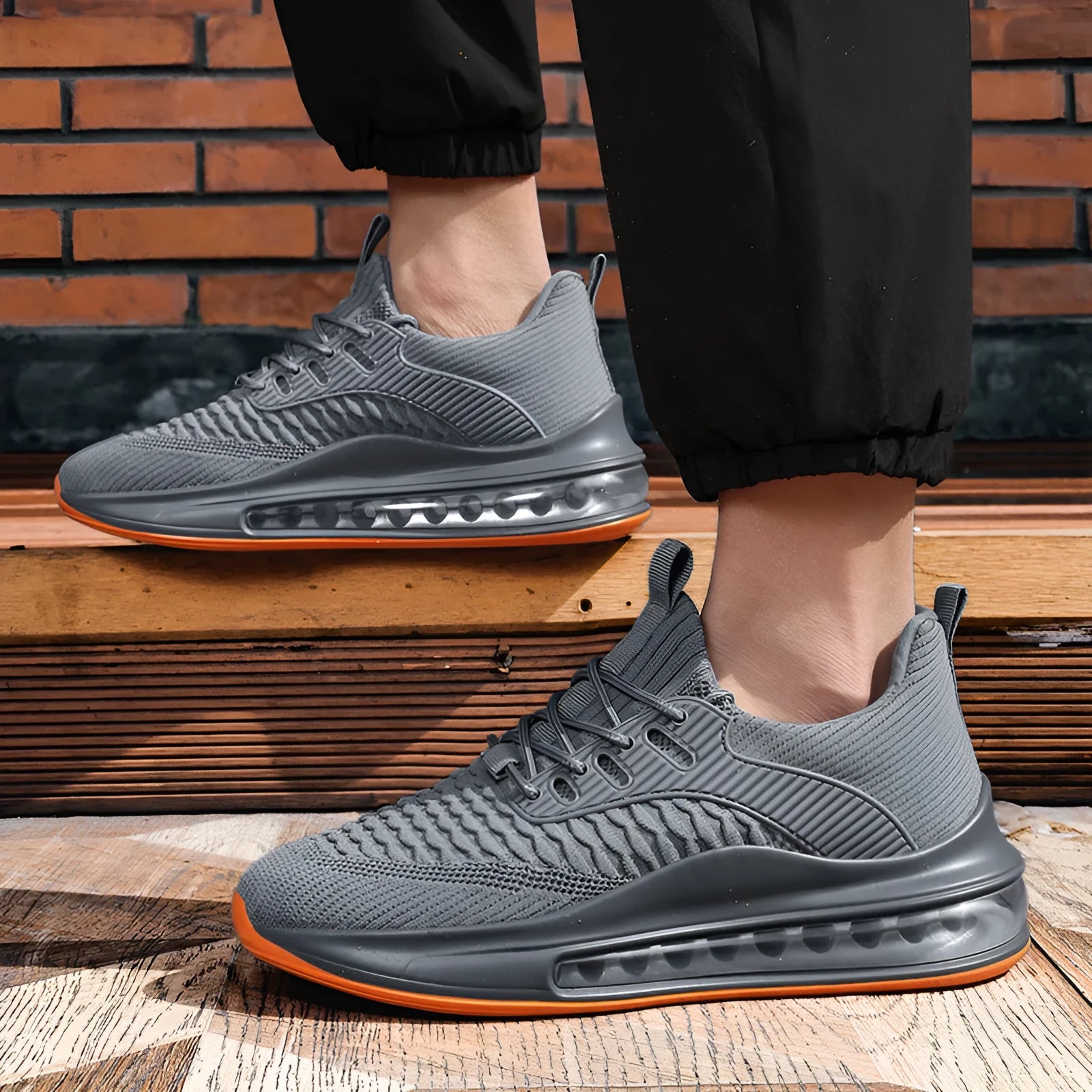 Men's black mesh running shoes with platform heel and rubber sole