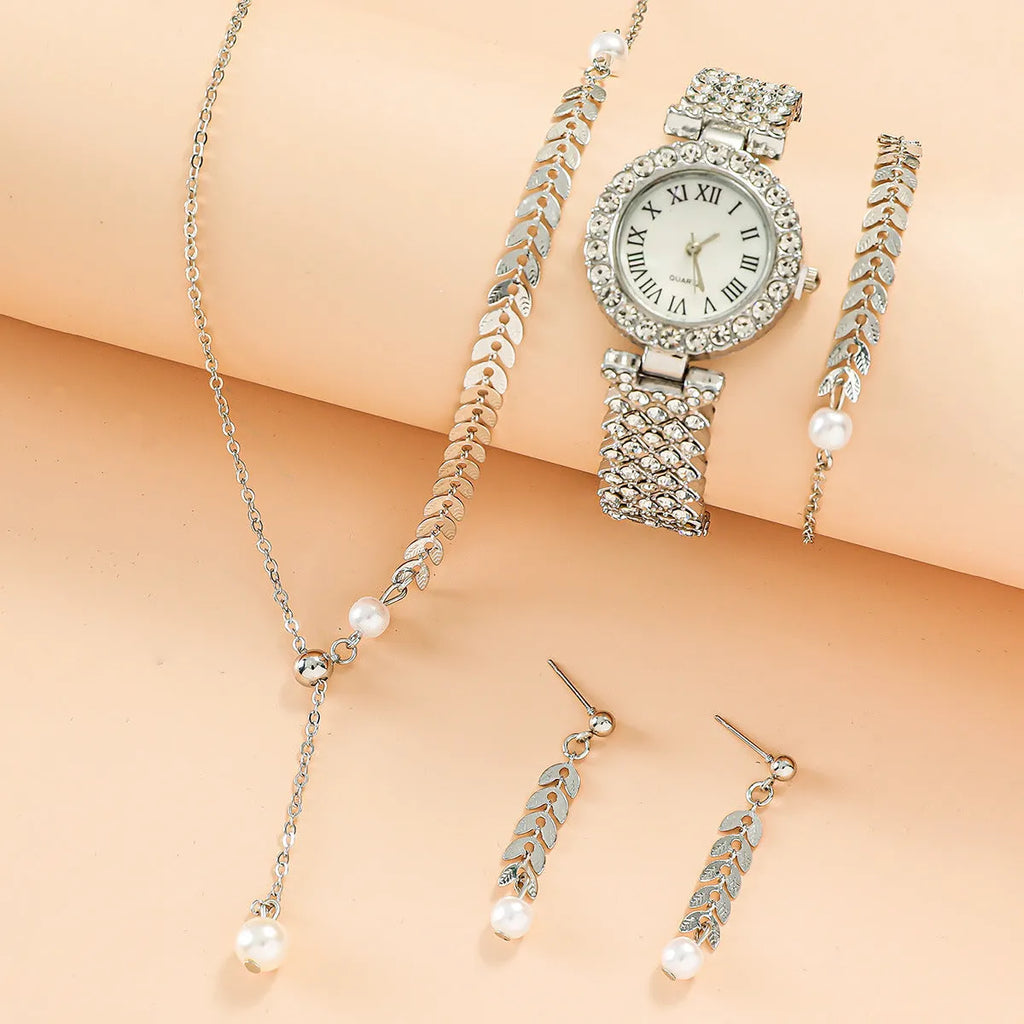 Women's diamond quartz watch set with rhinestones and jewellery in rose gold finish