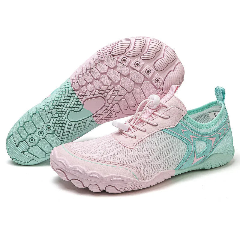 Low-top five finger shoes with rubber sole and elastic band in multiple colours like army green and pink moon.