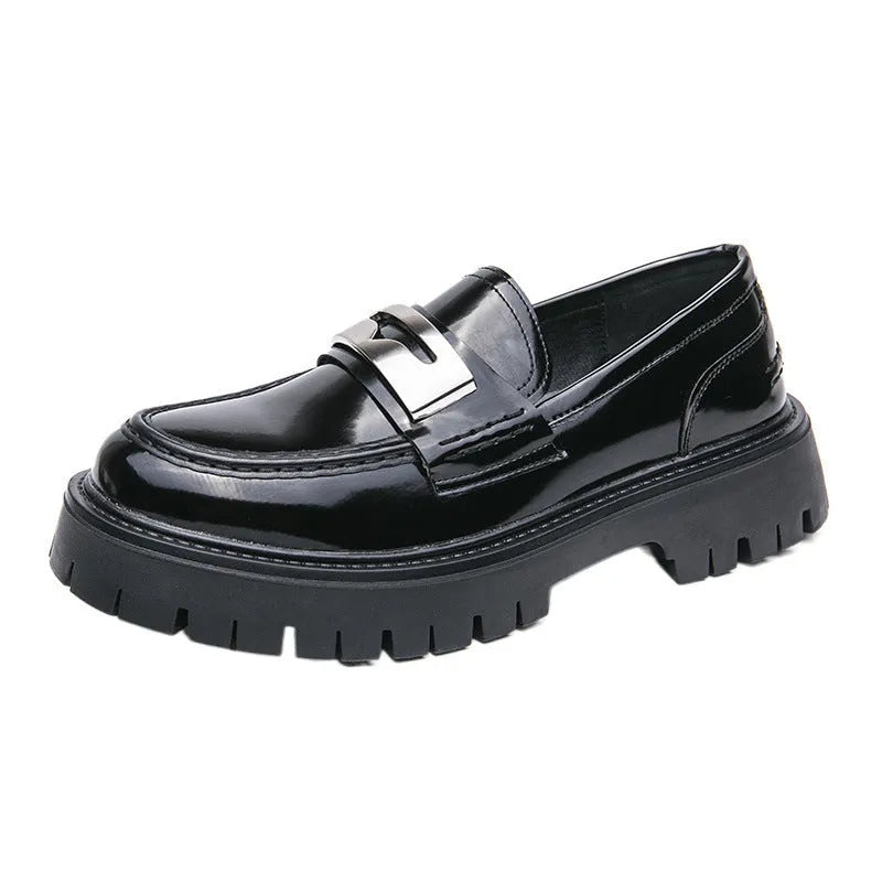 Men's glossy black PU leather loafers with low heel for summer wear