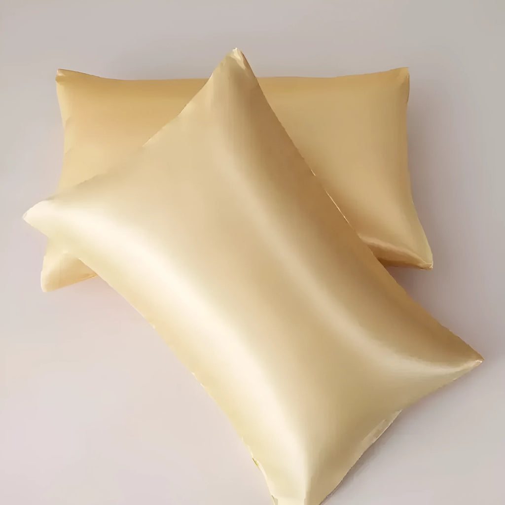 A pair of solid colour satin cloth pillowcases in a choice of 13 shades and four different sizes.