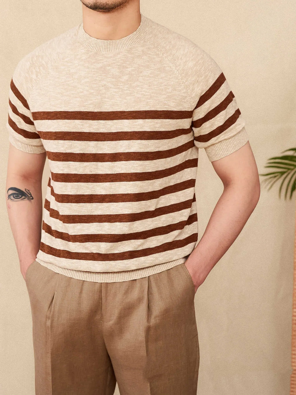 Cotton linen blend striped T-shirt in navy blue with short sleeves and round neck collar