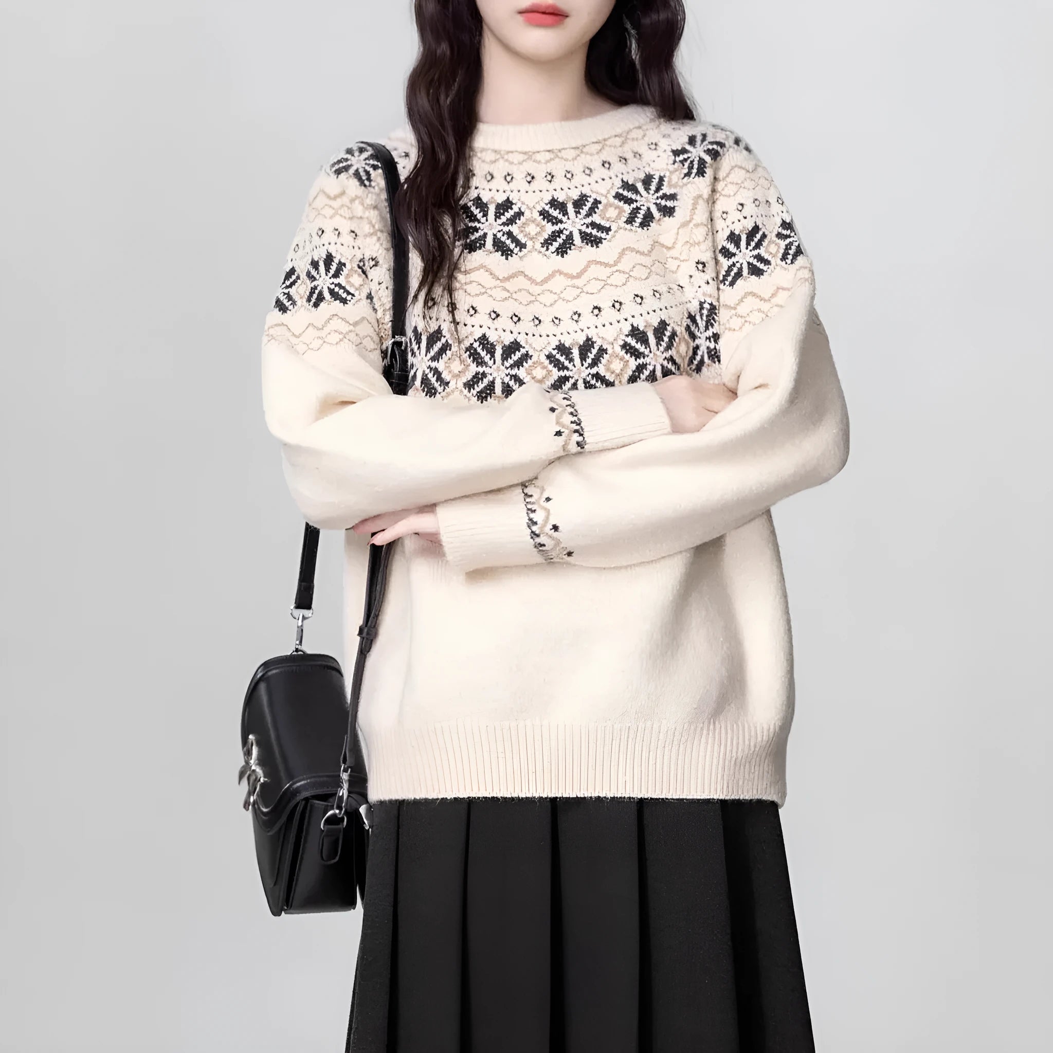 Women's milky white vintage Fair Isle patterned thick knit pullover sweater