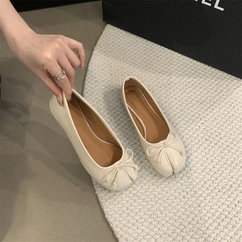 Women's split-toe flat shoes in round toe design, shown in available colours: black, silver, beige, and red.