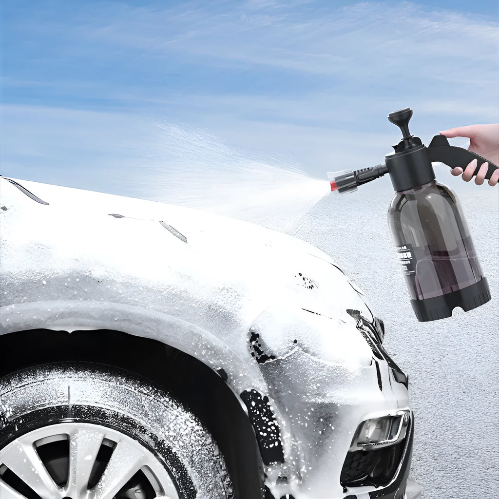 Black 2L foam watering can sprayer with ergonomic handle and two nozzles for car washing and gardening