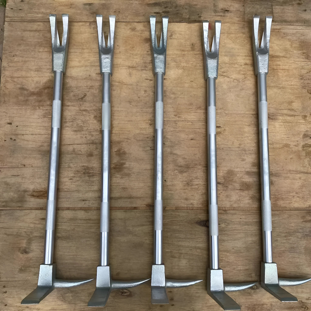 Silver carbon steel wrecking bar 24 inch 61cm multifunctional fire breaking tool with iron collar