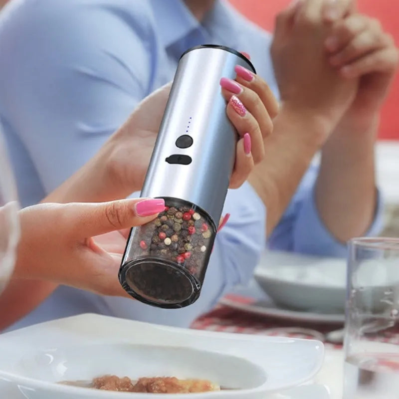 USB rechargeable electric salt and pepper grinder with clear glass jar and stainless steel top