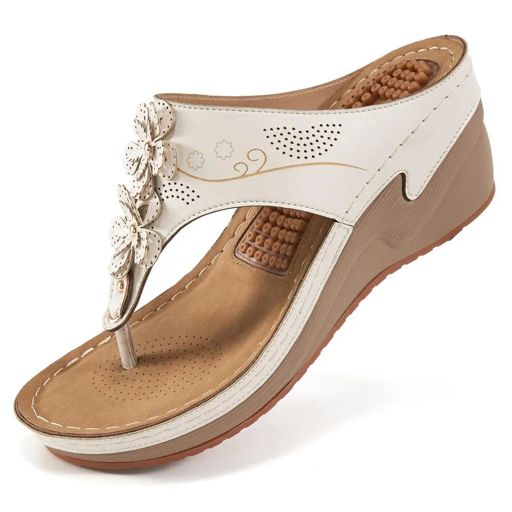 Women's high heel flip-flops with 6-8cm thick sole, PU upper and TPR non-slip base in black, white, blue, gold or yellow.