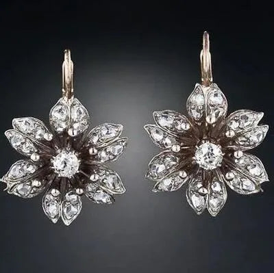 Silver electroplated alloy retro fashion earrings for women with OL style design