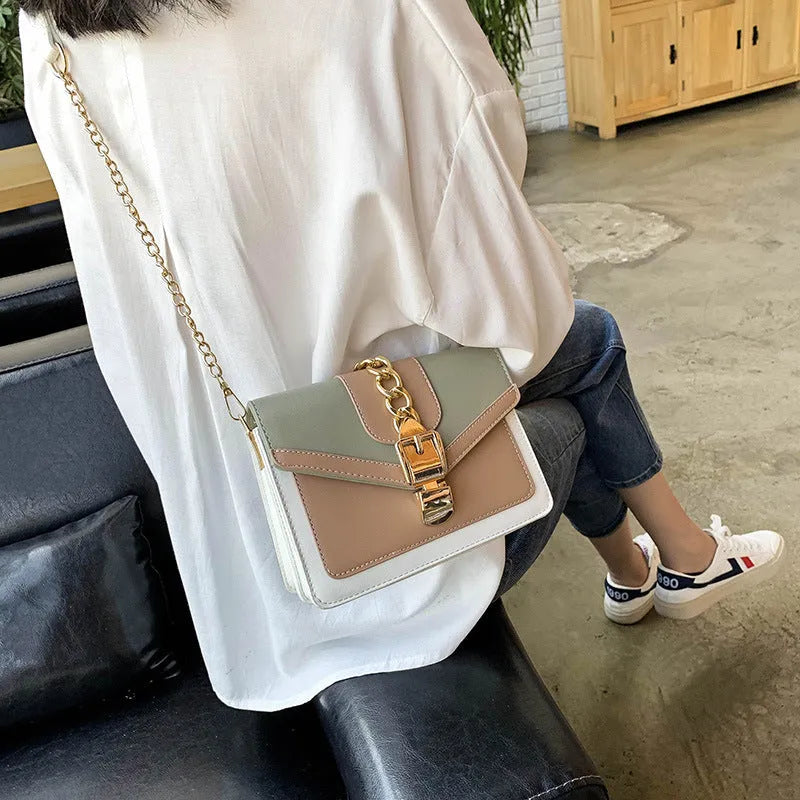 Women's PU shoulder chain bag in horizontal square shape, small square messenger bag with chain strap