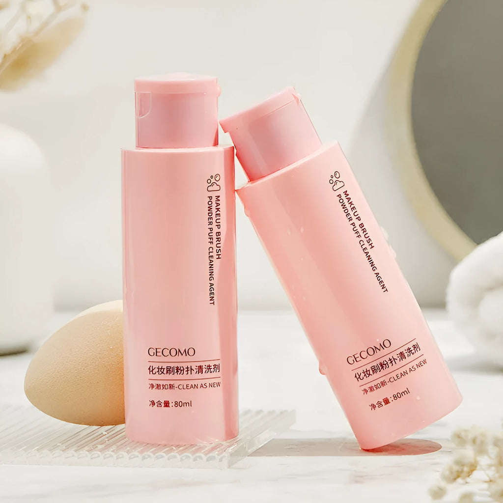 Makeup brush cleaner kit with 80ml detergent spray and 75ml wash-free spray bottle for beauty sponges.