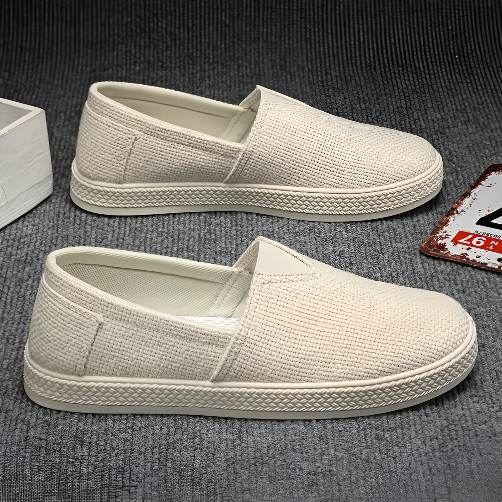 Men's linen cloth shoes with canvas uppers and round toe in beige colour