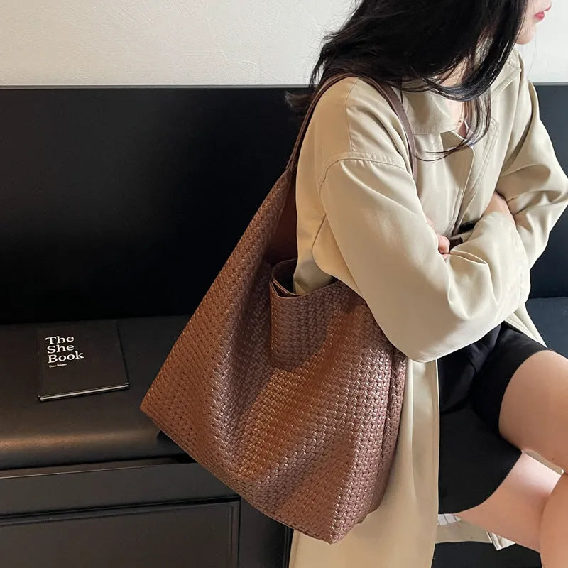 Retro women's woven PU tote bag, medium hard, square vertical shape, 38x42x13cm, olive green colour