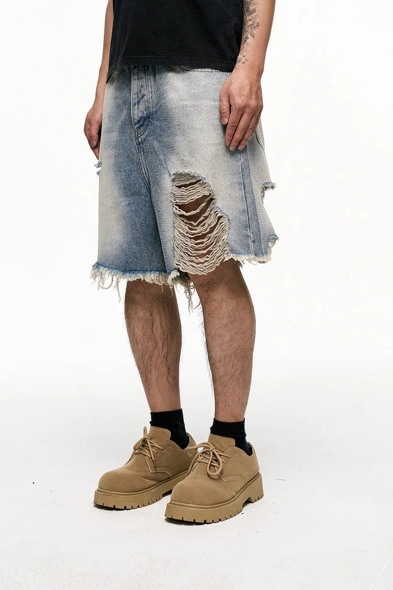 Light blue retro washed men's baggy denim shorts with wide leg and mid waist