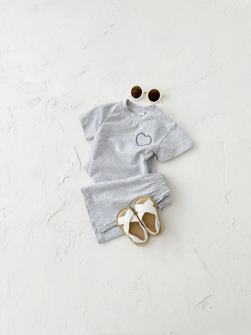 Korean style baby cotton two-piece suit set with heart printing and plaid pattern in white, pink, or grey