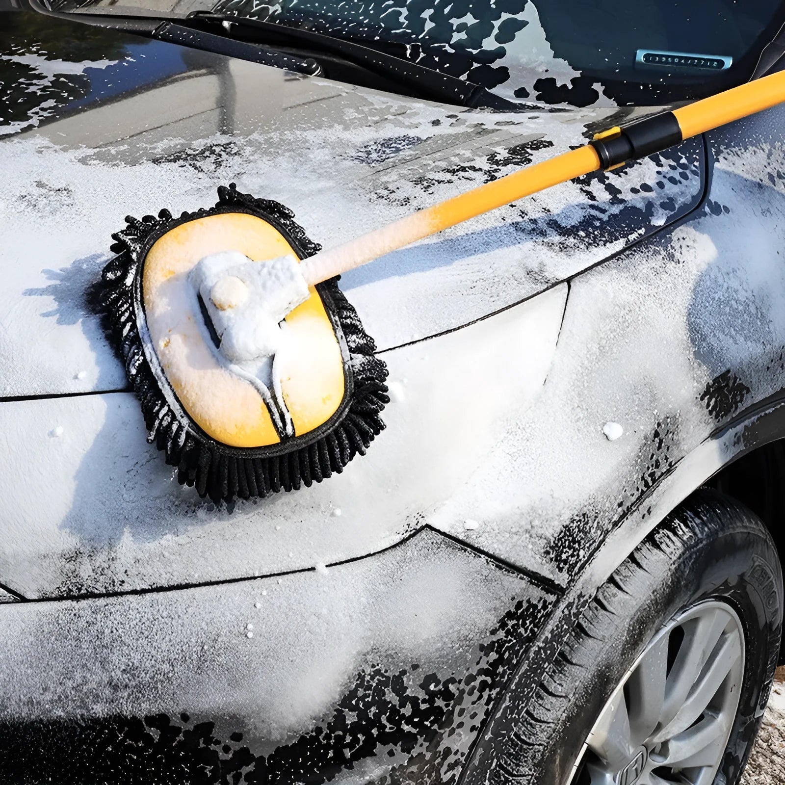 Telescopic curved rod car wash mop with yellow chenille brush head and aluminium alloy shaft