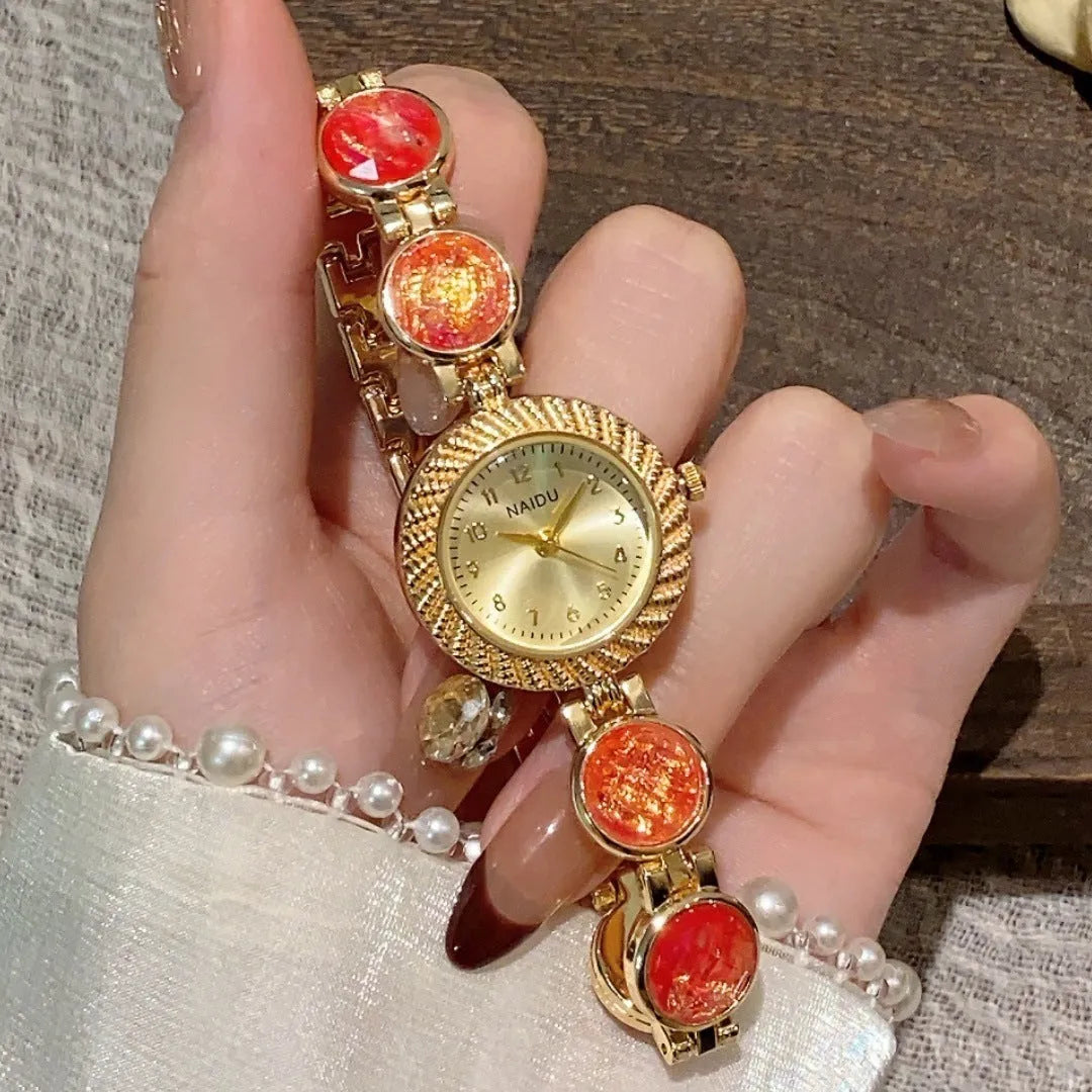 Women's quartz watch with 25mm round dial and zinc alloy case in six colour options