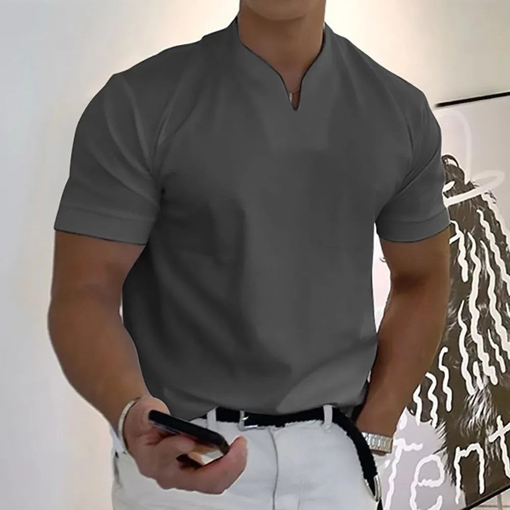 Men's plus size short sleeve sports t-shirt with pocket in loose fit, available in multiple colours
