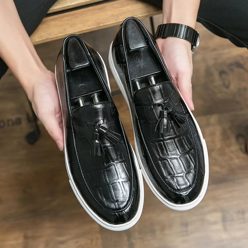 Men's black business casual sneakers plus size with tassel and sewing line detail, low top round toe artificial PU leather