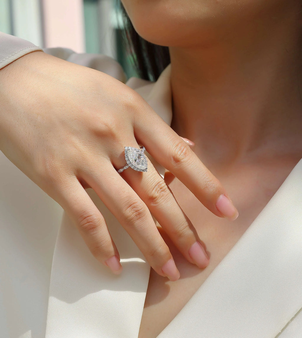 Heartbeat Mirror moissanite wedding ring set in platinum plated S925 silver, horse eye shape, gift box packaging