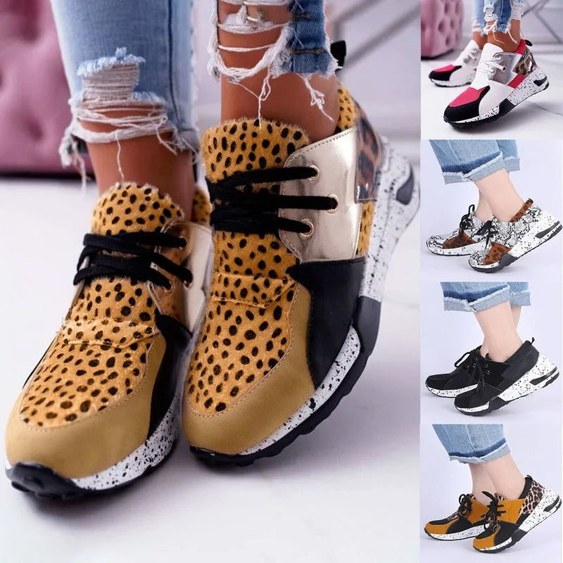 Women's casual wedge sneakers in suede with a round toe and 3-5cm heel on a lightweight sole.
