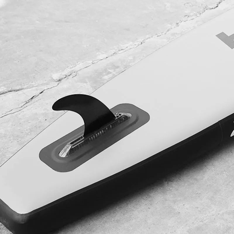 heytur YQ310 plastic SUP paddle with removable fish fins.