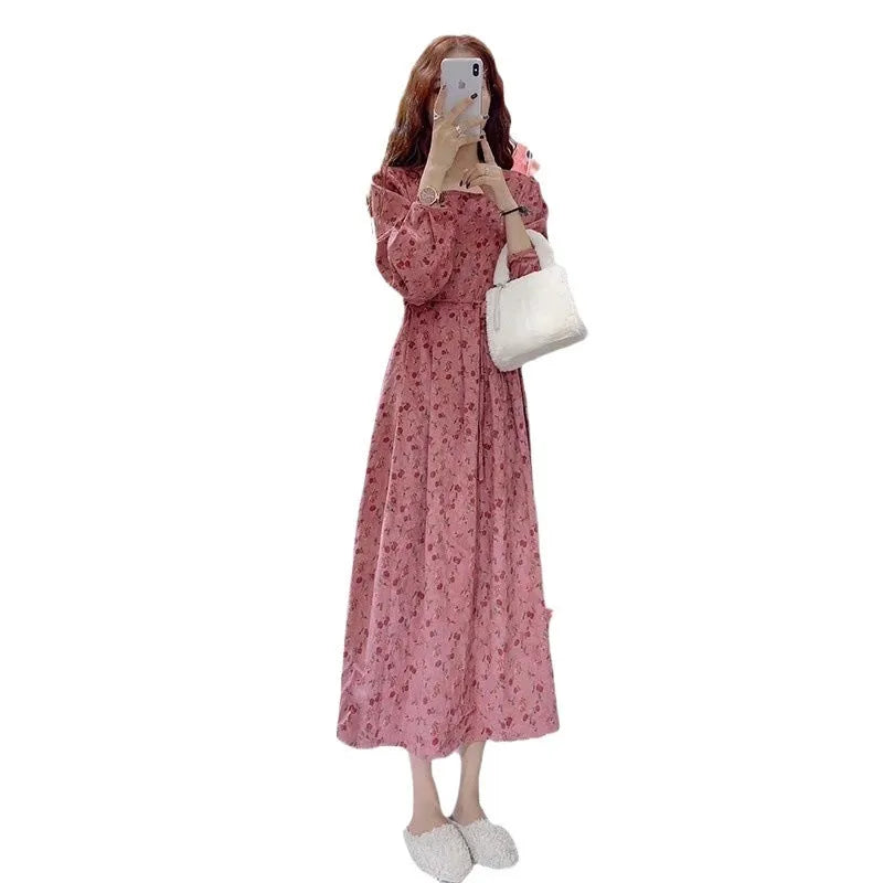 Red knitted cotton dress with elastic high waist and 3/4 princess sleeves