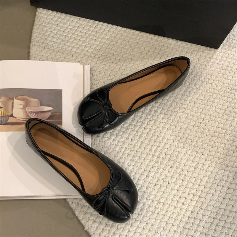 Women's split-toe flat shoes in round toe design, shown in available colours: black, silver, beige, and red.