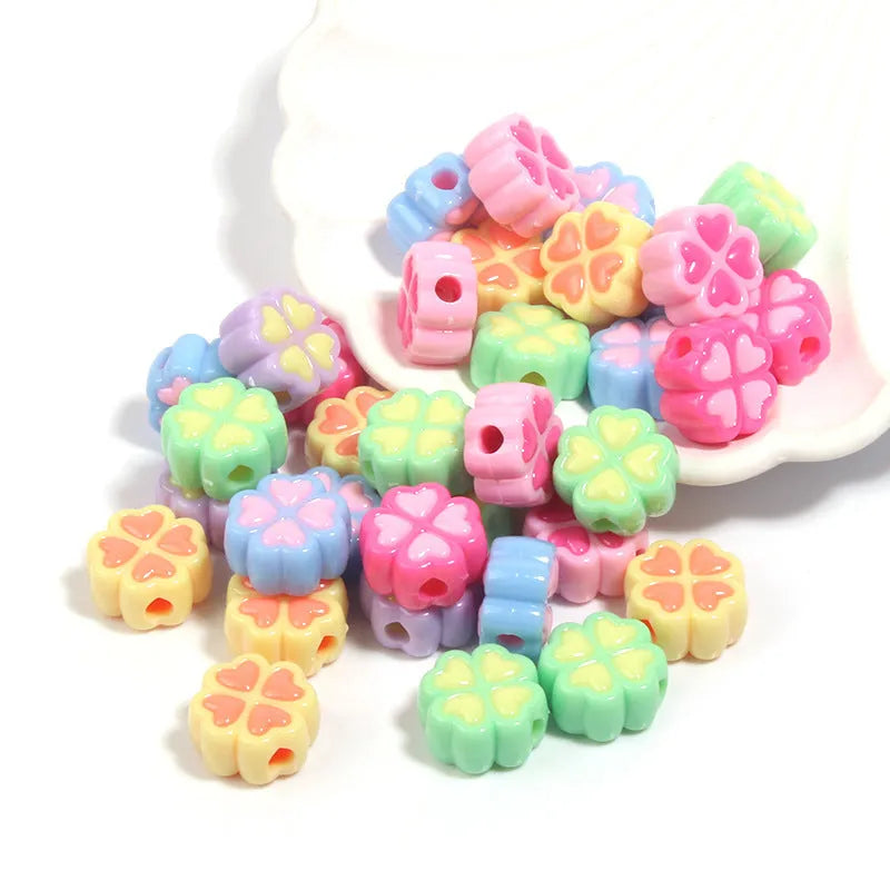 15mm acrylic four-leaf clover beads with love pattern in random mixed colours