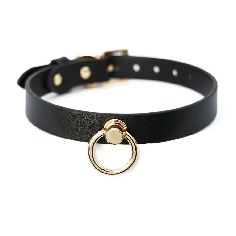 Genuine cowhide leather dog collar with brass D-ring and matching pull lead for large breeds.