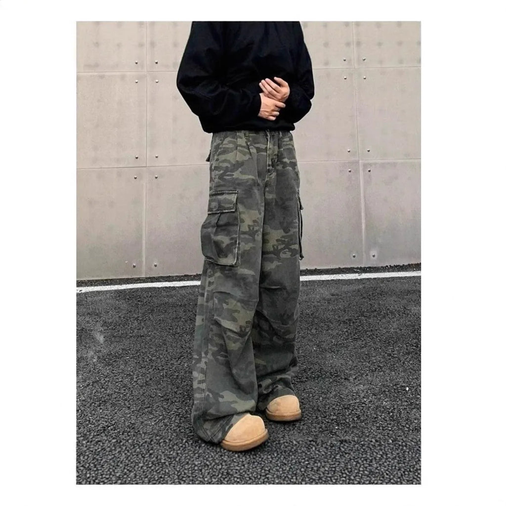 American vintage style crumpled camouflage cargo pants with multiple pockets on a mid-waist fit.