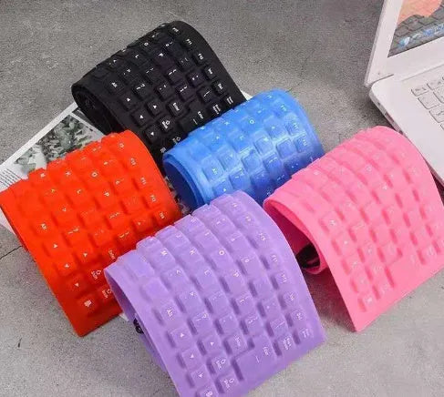 Silicone wired mini folding keyboard with mute soft keys and USB cable in black