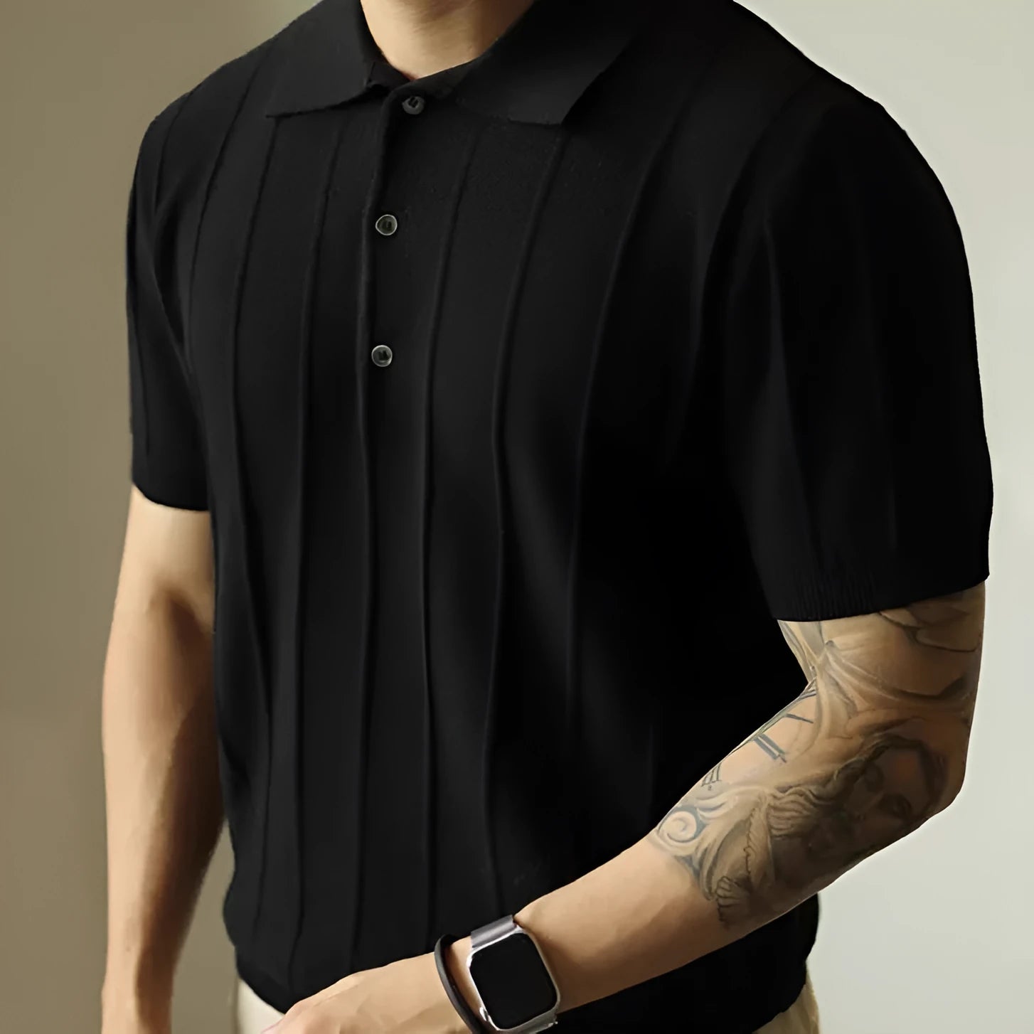 Men's loose fit solid colour T-shirt in black and white polyester fabric