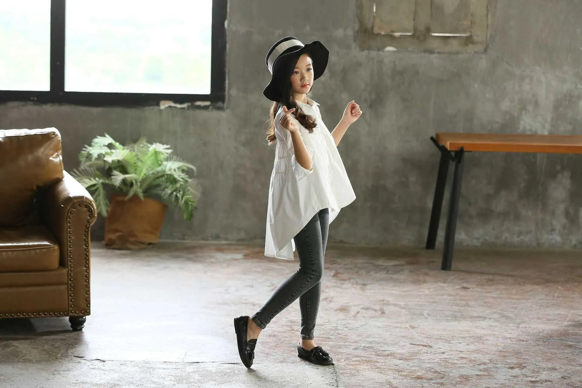 Girls' cotton Korean style top with swallowtail hem in white or yellow, sizes 110-165cm