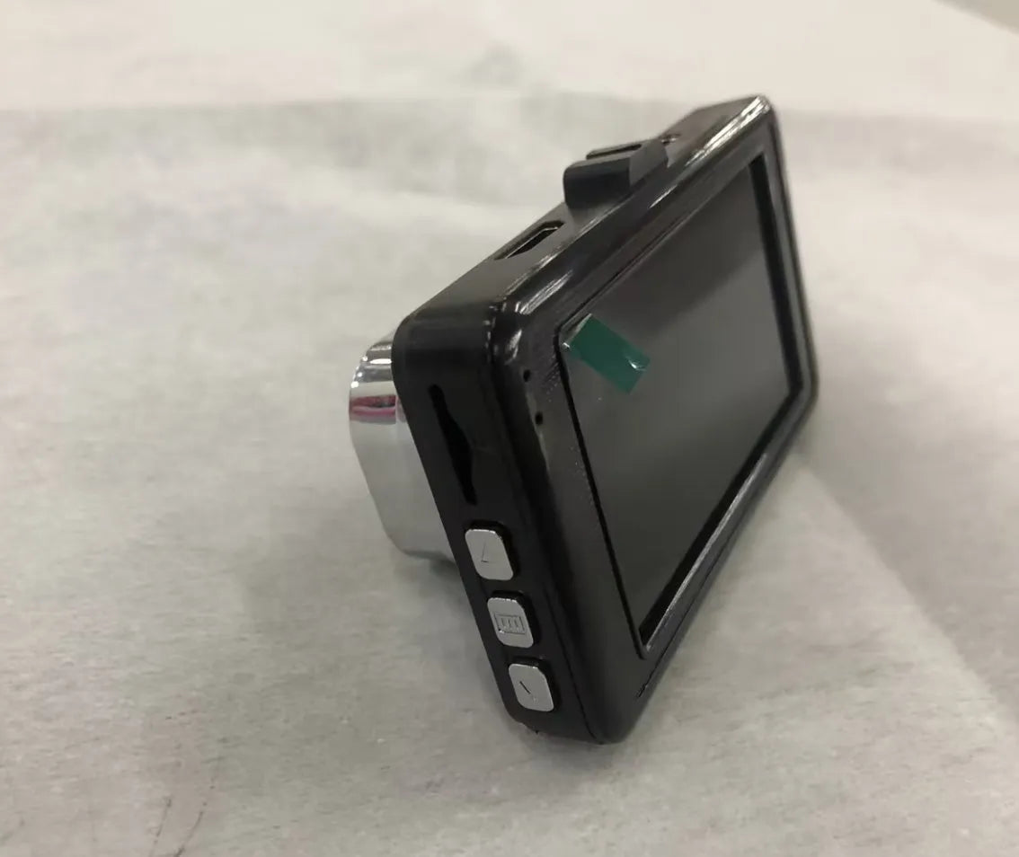 140 degree wide angle 12MP mini driving recorder with TF card slot and USB interface