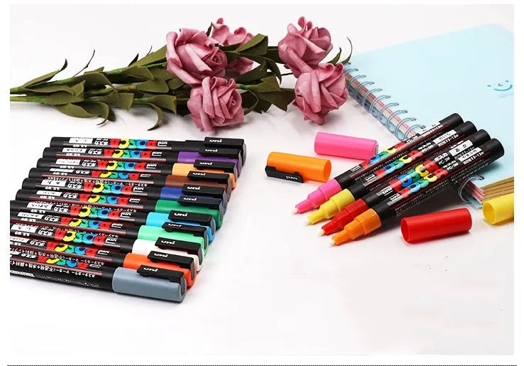 Doodle acrylic marker 8 colour set with 0.9 mm tips in a plastic case.