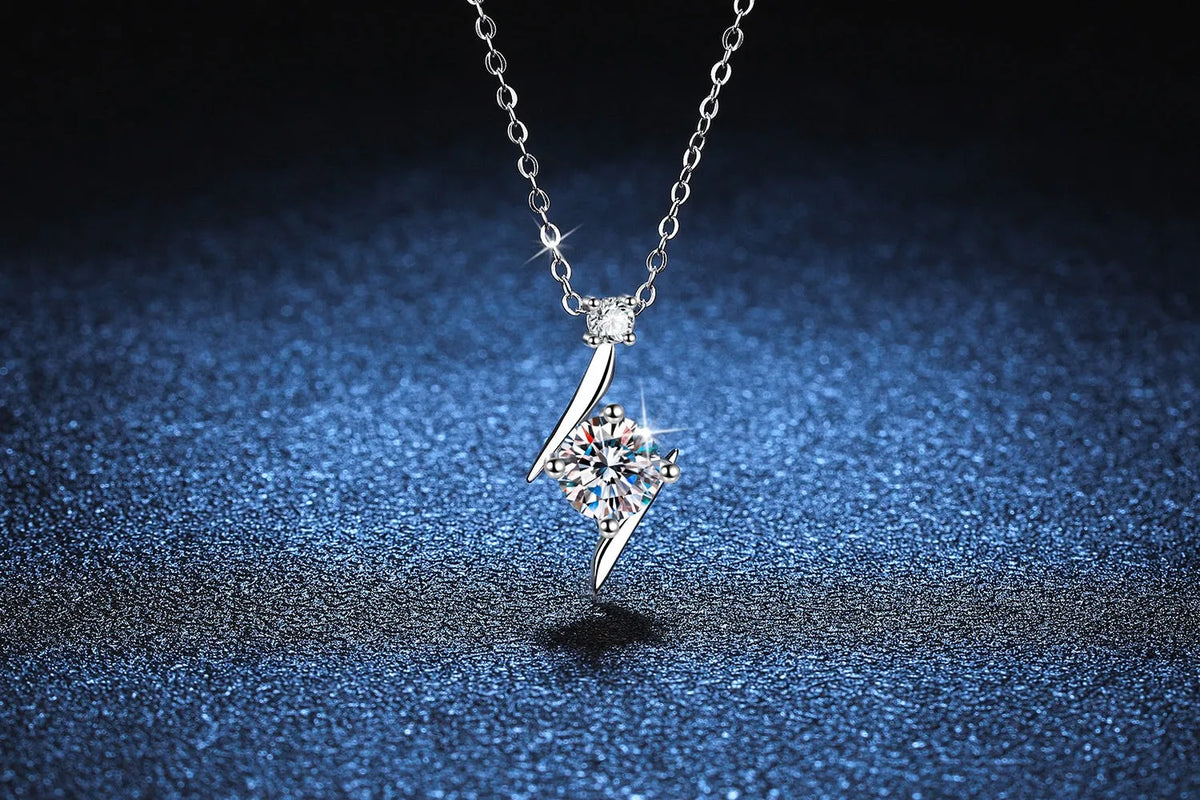 S925 sterling silver clavicle necklace with geometric lightning pendant and 1 carat moissanite or high carbon stone