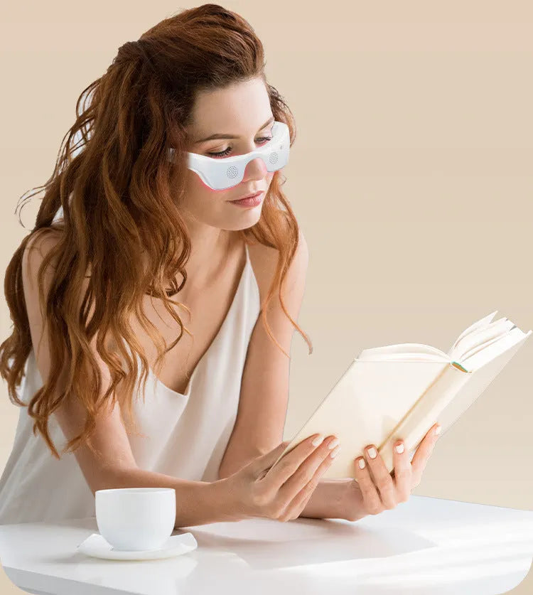 Eye bag massage eye beautification instrument with colour light and three speed settings for home use