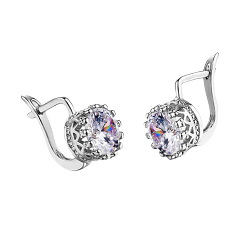 Korean retro crown ear clip in rose gold and white gold colour options on a white background.